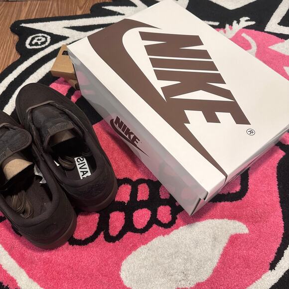 Jordan 1 Retro Low OG SP Travis Scott Velvet Brown - Size 10 - Brand New - Picture 11 of 12